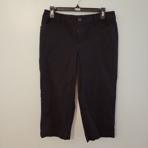 Black cropped Capri Pants